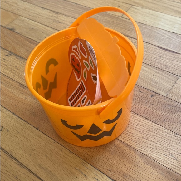 Set of two McDonald’s boo bucket with stickers - Picture 4 of 6